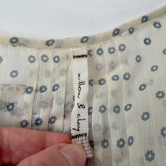 Willow & Clay Flowy Lightweight Tank Top Boho Beading Floral, Size M - Picture 9 of 10